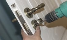 Service Reparatii Usi Metalice-Lemn-Termopan-Ferestre Turda Reparatii Usi Turda