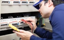 Service Reparatii Instalatii electrice Vicovu de Sus Reparatii instalatii electrice Vicovu de Sus